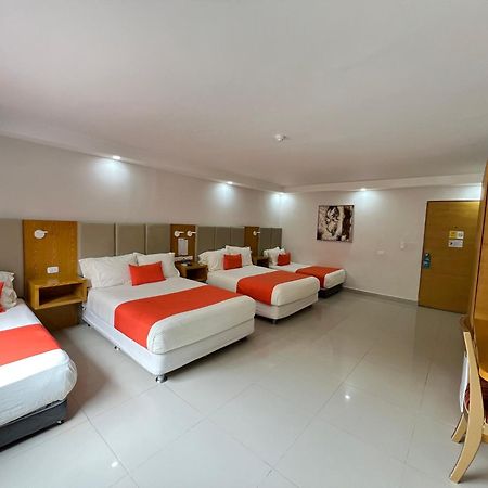 Hotel American Golf บาร์รังกีญา ภายนอก รูปภาพ
